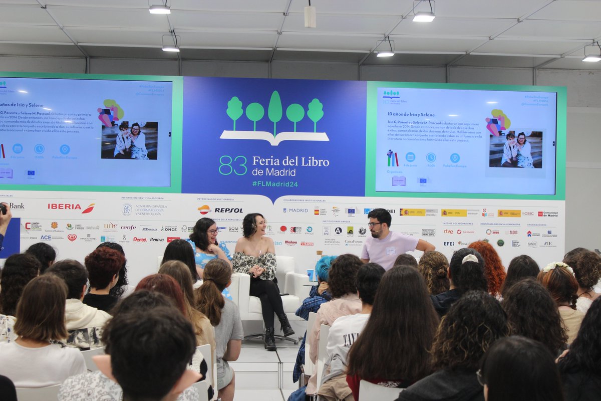 LitConMadrid's tweet photo. 💜 @iriayselene: «Probablemente, la esencia de los personajes (de #Marabilia), que son muy importantes para nosotras, es algo que nunca cambiaría porque hay mucho de nosotras en ellos».
#FLM24 #LCM24 #PabellónEuropa https://t.co/LLhTpN8wo9