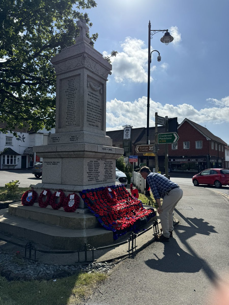 Matt1Driscoll's tweet photo. Canvassing today for Labour in Hawkhurst. Great support. Now on to the village fete.
#Vote4Hugo
#Hawhurst
#villagetour
#Labour https://t.co/q776y8f0SD