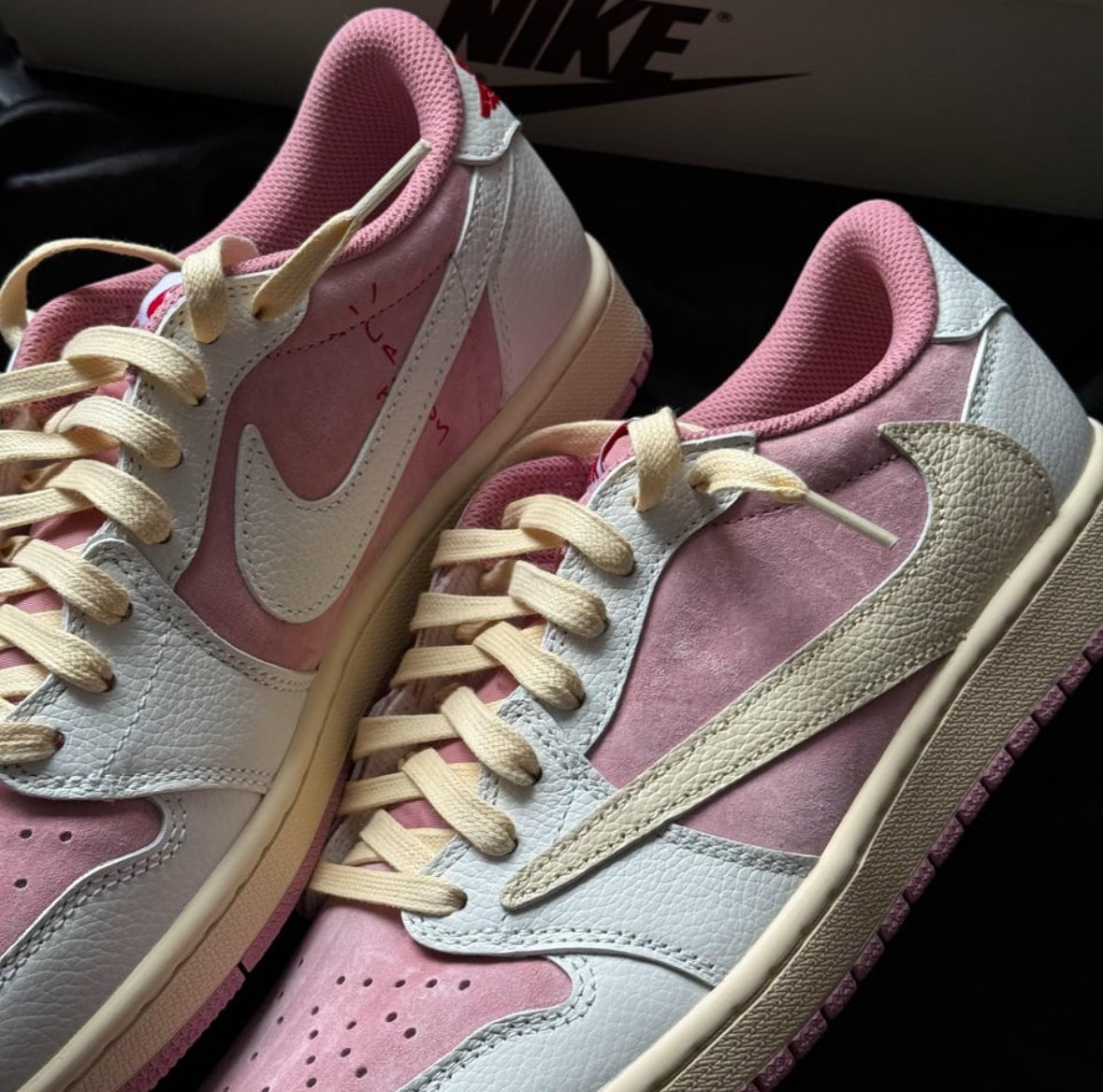 The_UrbanSyn's tweet photo. Is this a first look at the Travis Scott shy pink? What do we think? https://t.co/ZONuO3n2Is