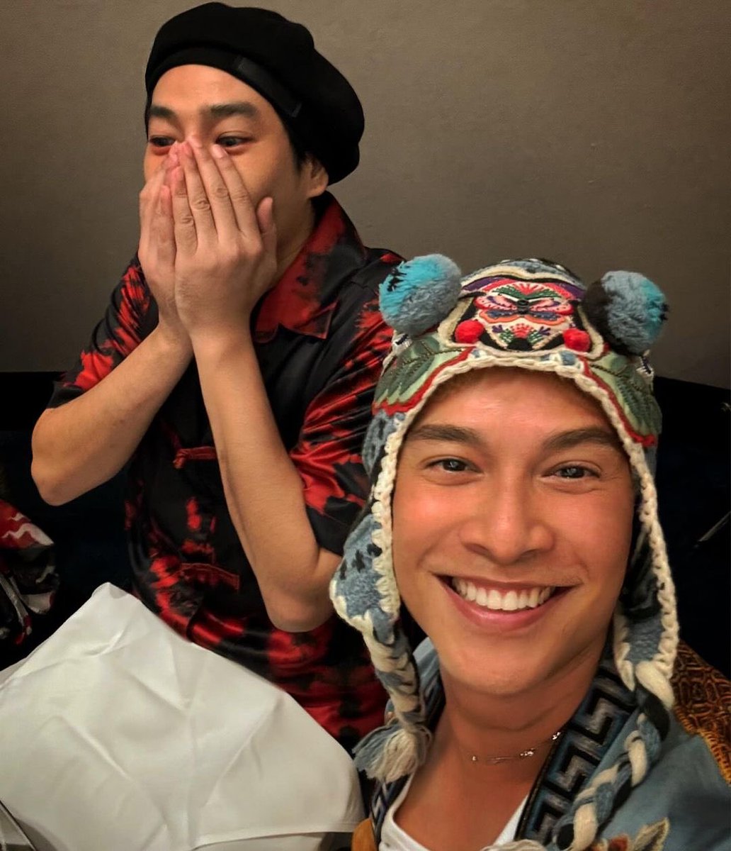 คืนวันเสาร์ ดินเนอร์อาหารจีน  😃🥢

IG naga_naga

#เป๊กผลิตโชค
#PeckPalitchoke 
<a href="/peckpalit/">Peck Palit</a>