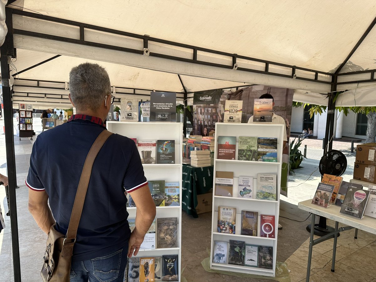 UMEditorial's tweet photo. Tenemos stand en la Feria del Libro de Valledupar 👏🏻 acércate este fin de semana y adquiere nuestra oferta editorial ✅
📍Plaza Alfonso López
#EditorialUnimagdalena #Felva #Valledupar #libros #Unimagdalena https://t.co/1e96qBAtMR