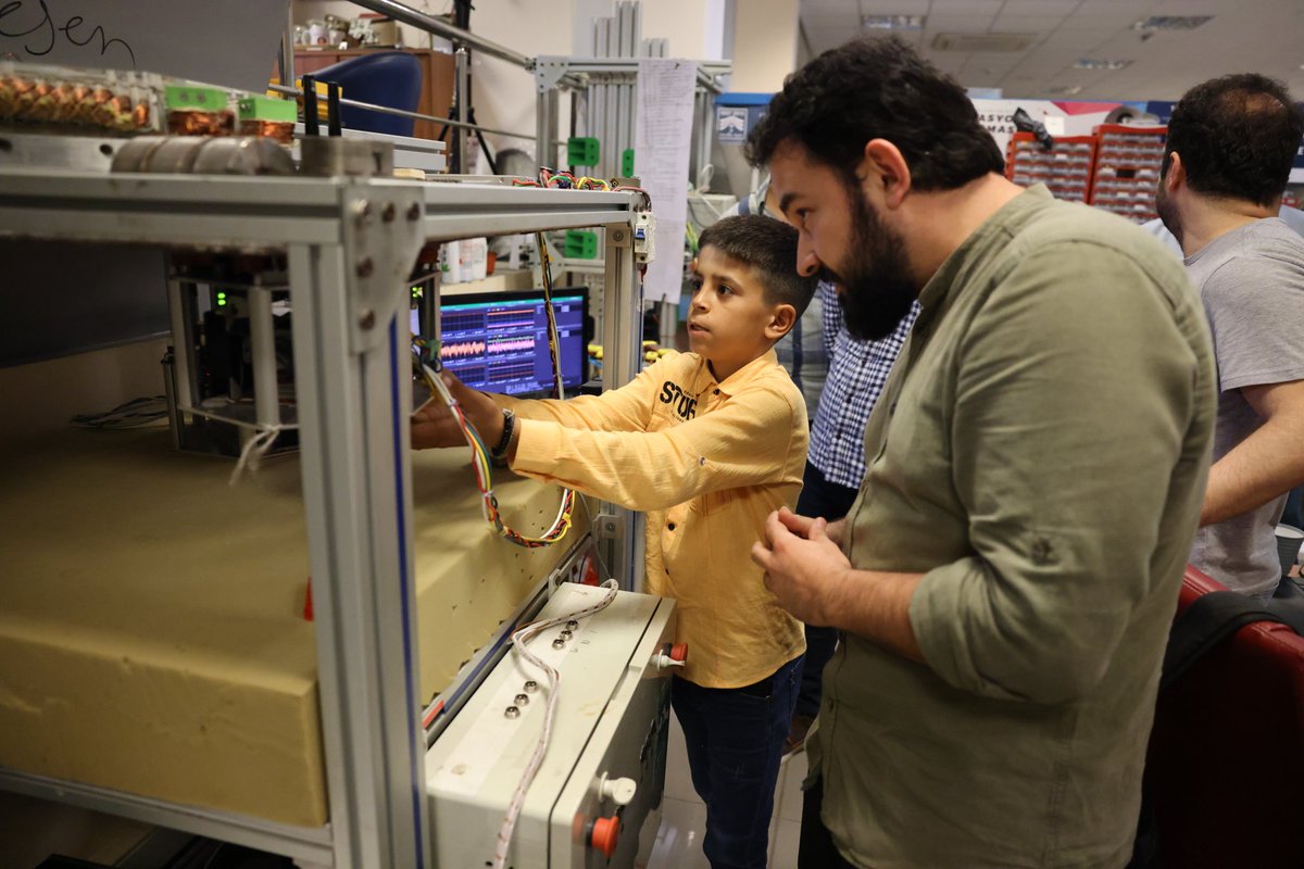 Yetenekli öğrencilerin akademik ve kariyer hedeflerine ulaşabilmesi için dünyanın önde gelen üniversitelerinden biri olan #YTÜ'nün kutup yıldız olarak önemli rol oynadığı bir kez daha fark edildi. 
🖱️iha.com.tr/istanbul-haber…