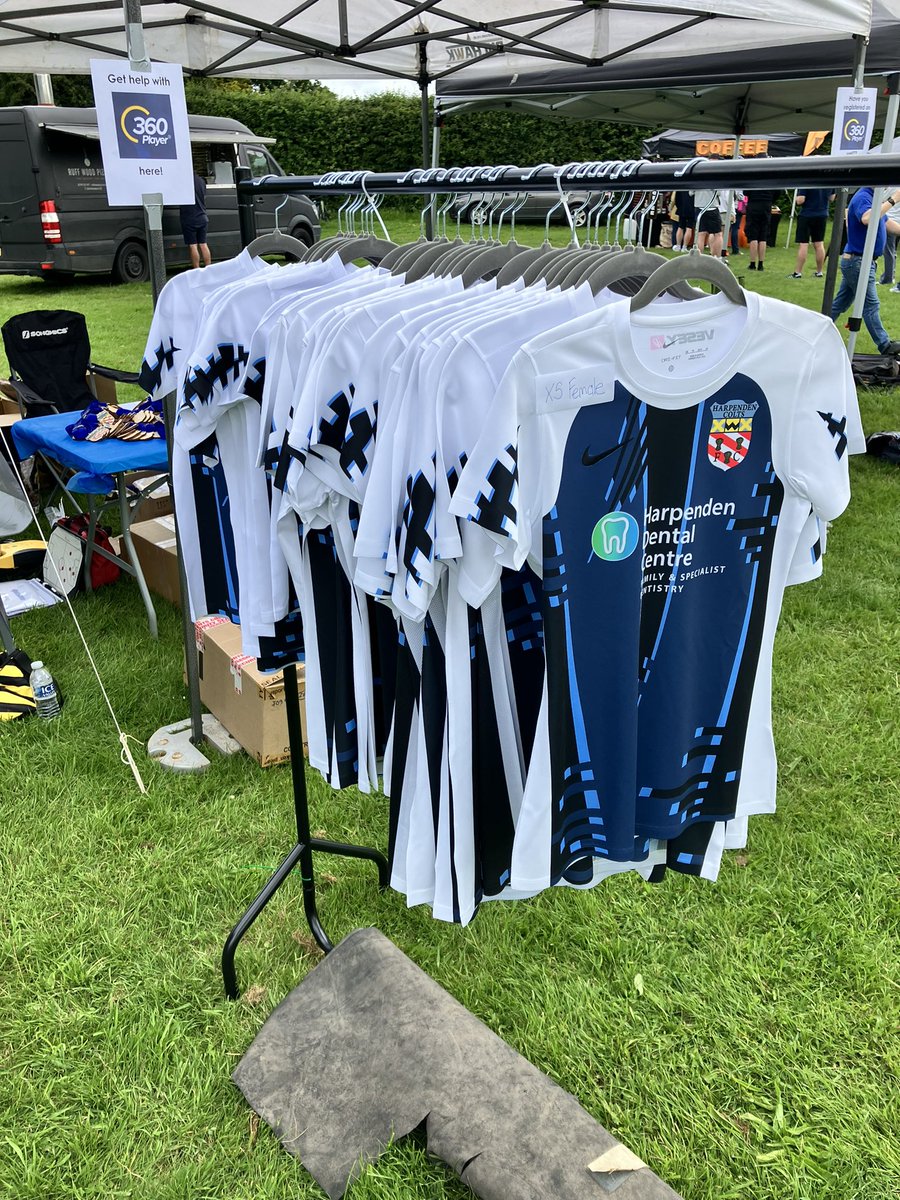 HarpendenColts's tweet image. Presentation day has started we are ready to celebrate the season with 1000 of our U7s to U15s 🙌🎉🥳.

See you all soon. 

#ColtsCommunity #ColtsFamily