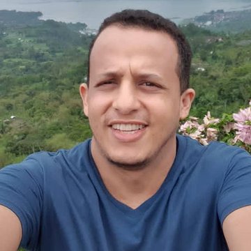 RiyadhAldubai's tweet photo. According to @FaresALhemyari, the Houthis arrested Ibrahim Al-Khader, a former employee of @USEmbassyYemen, after they raided his house in Sana'a. The armed Houthi elements also intimidated his family and looted some of his belongings.
#Yemen https://t.co/IheCMYszAp