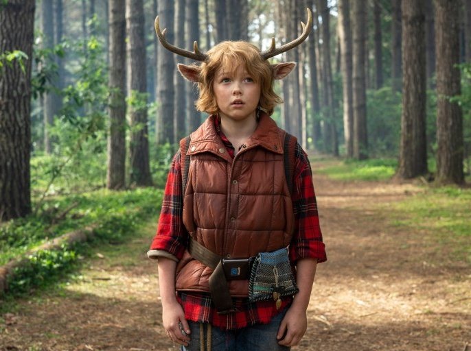 petersen_cam's tweet photo. So you're telling me the first pic is from a show called Baby Reindeer, and the second is from a show called Sweet Tooth? https://t.co/RVP9StoFDv