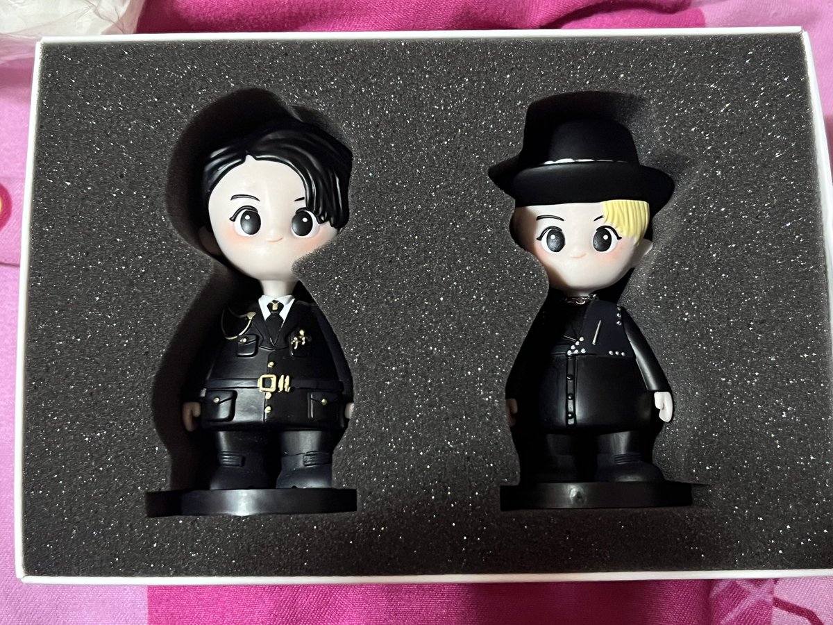 f3lixies's tweet photo. wts lfb ateez seonghwa bday figure set

₱1500

— figures only, w/o pc
— minor scratches
— was displayed once, but was put back in the box

reply to claim https://t.co/qmPgS3qTsk