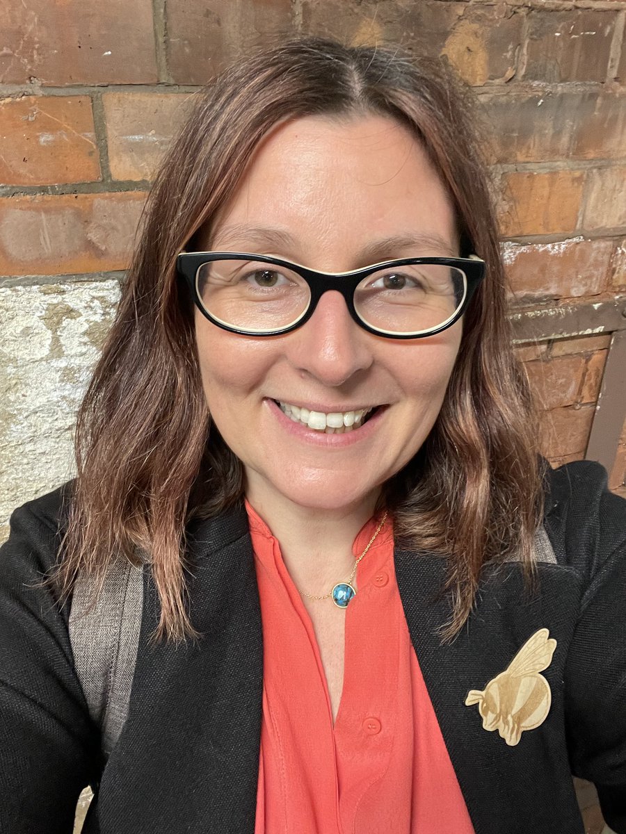 Travelling to <a href="/cheltfestivals/">Cheltenham Festivals</a> and looking forward to speaking with <a href="/VincentDeary/">Vincent Deary</a> and <a href="/claudiahammond/">Claudia Hammond</a> at 5.30 - all about whether we can change. Come along if you can! ✨