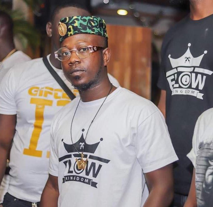 RapGhana's tweet photo. 🎙️RapGhana 🇬🇭 🎶
🚨 #NOSTALGIA: Let's join hands and heart as we come together with the Legendary @Flowkingstone_ to celebrate TWO DECADES in the game #FlowkingStoneAt20 is happening at Royal Lamerta (Kumasi) on 3rd August 🇬🇭🔥🔥 https://t.co/Ib34aXB3AK