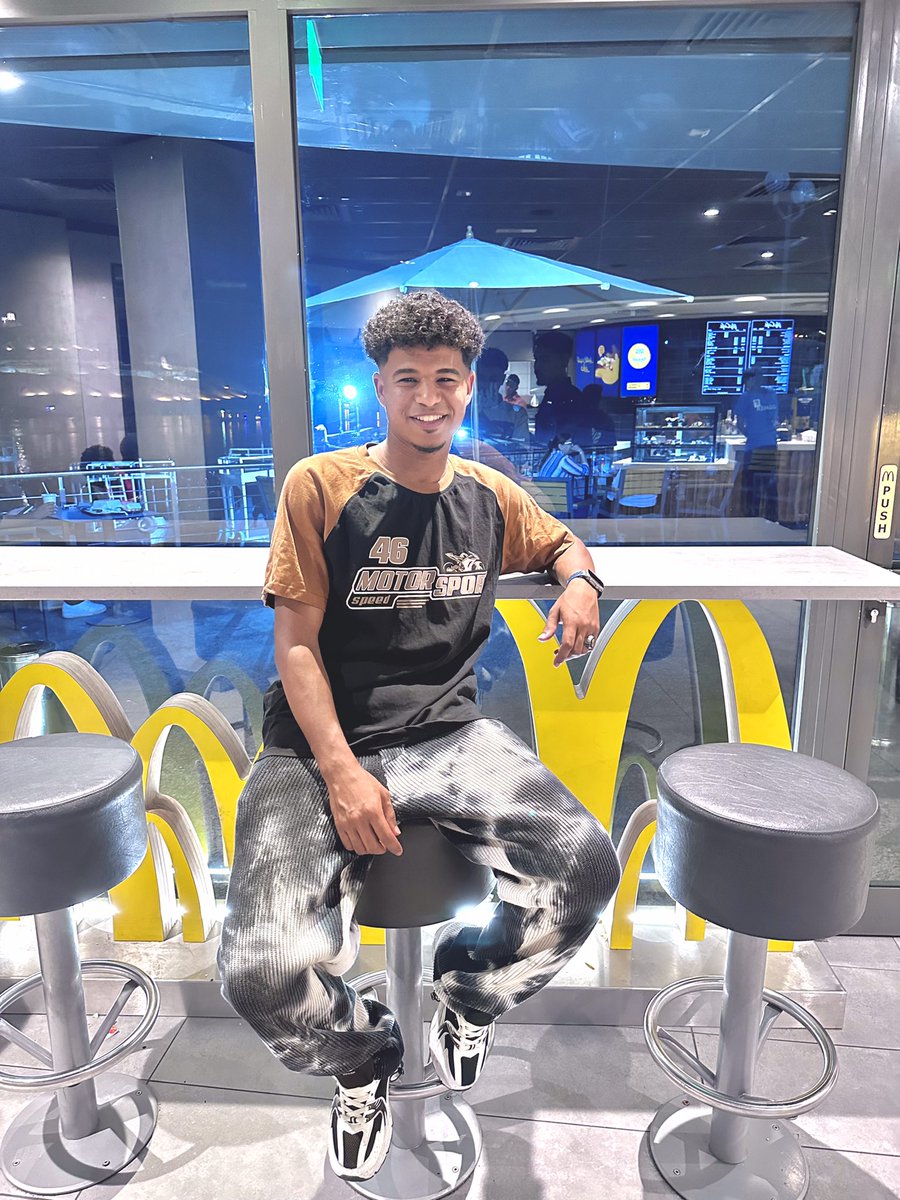 10Kambash's tweet photo. اعدائي اتلموا ع اعدائي فيهم م بعض 🖤🕸 https://t.co/ilBryWB6Nk