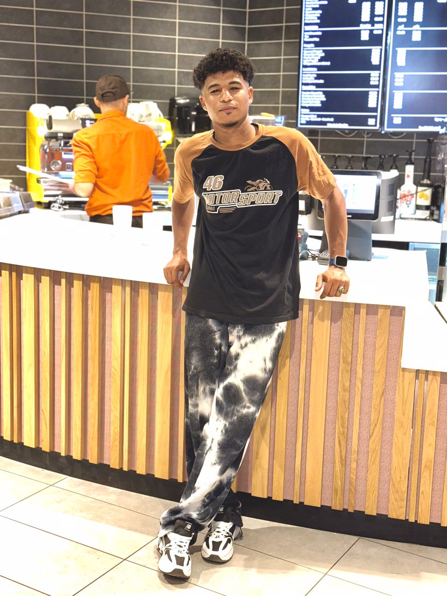 اعدائي اتلموا ع اعدائي فيهم م بعض 🖤🕸