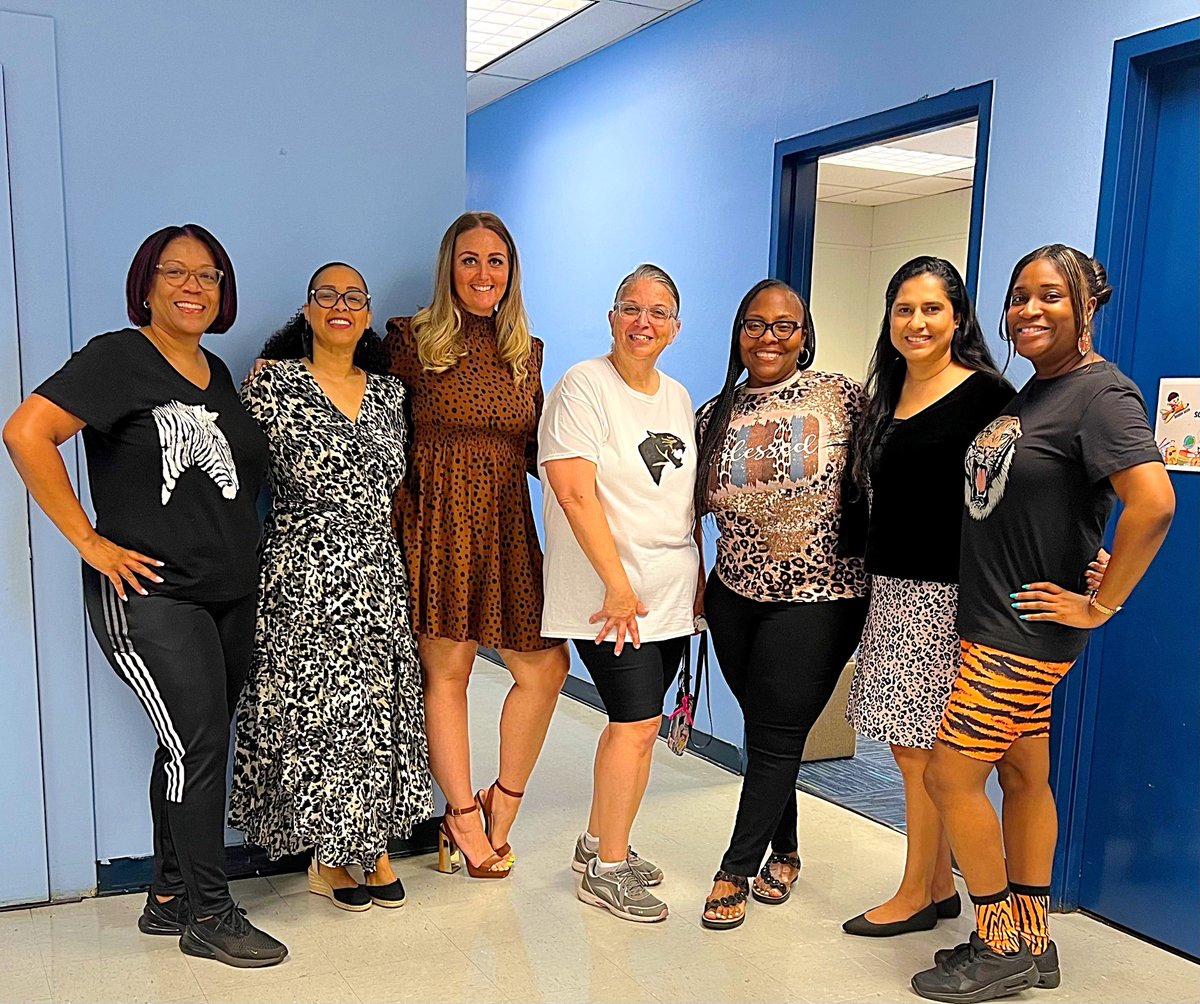 Day 2 of 5th Grade Disney Week: Go Wild Day! Students represented an animal as a class and competed in outdoor activities! 🐅🦓🐆
We also virtually visited Disney’s Animal Kingdom. #5thGradeWk
<a href="/browardschools/">Broward Schools</a> <a href="/HowardHepburn/">Howard Hepburn</a> <a href="/NicoleNeunie/">Nicole Neunie</a> @BcpsCentral_ <a href="/DrDAugustin/">Ducarmel S. Augustin, PhD</a> <a href="/afulton8/">Dr. Angela Fulton</a>