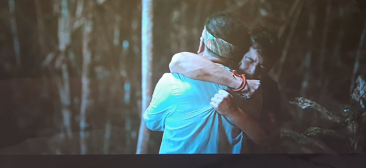 tetayazana's tweet photo. Father and son 😢
@mateoguidicelli @JohnArcilla
#PENDUKOonNetflix 

#Penduko https://t.co/e8vpOHXrqO