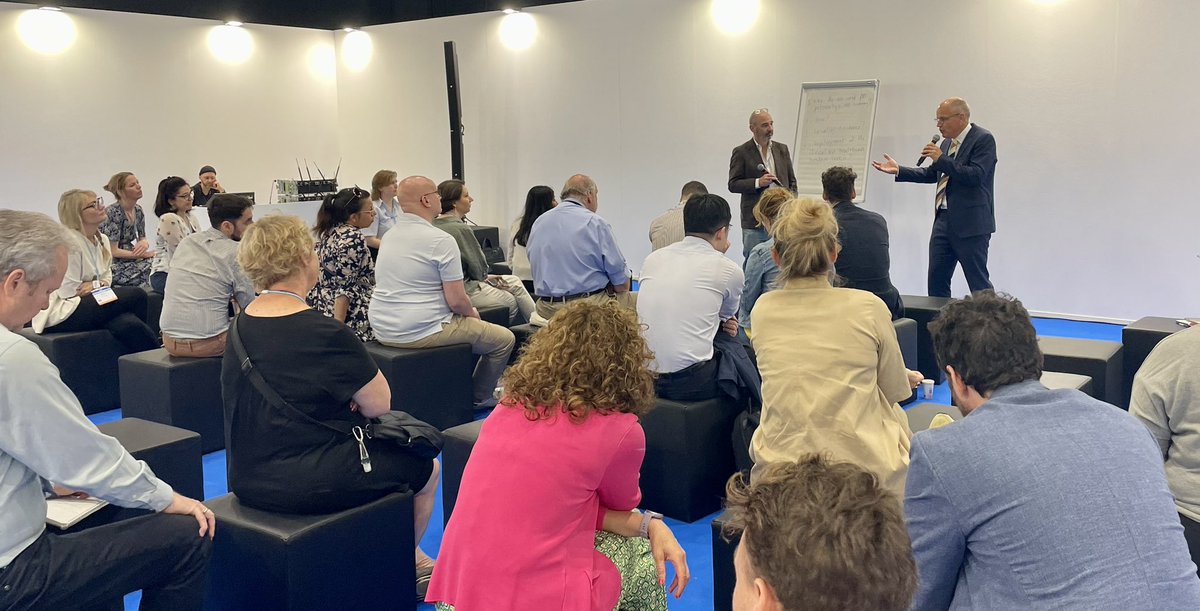 Department of Hepatology and Gastroenterology, AUH (@hepgas) on Twitter photo Today on the last day of #EASLcongress
Professor Peter Jepsen (@HepatoEpi) participated in an interesting “Meet the Experts” to discuss the perspectives on personalised HCC screening. 
#EASL Today on the last day of #EASLcongress
Professor Peter Jepsen (@HepatoEpi) participated in an interesting “Meet the Experts” to discuss the perspectives on personalised HCC screening. 
#EASL