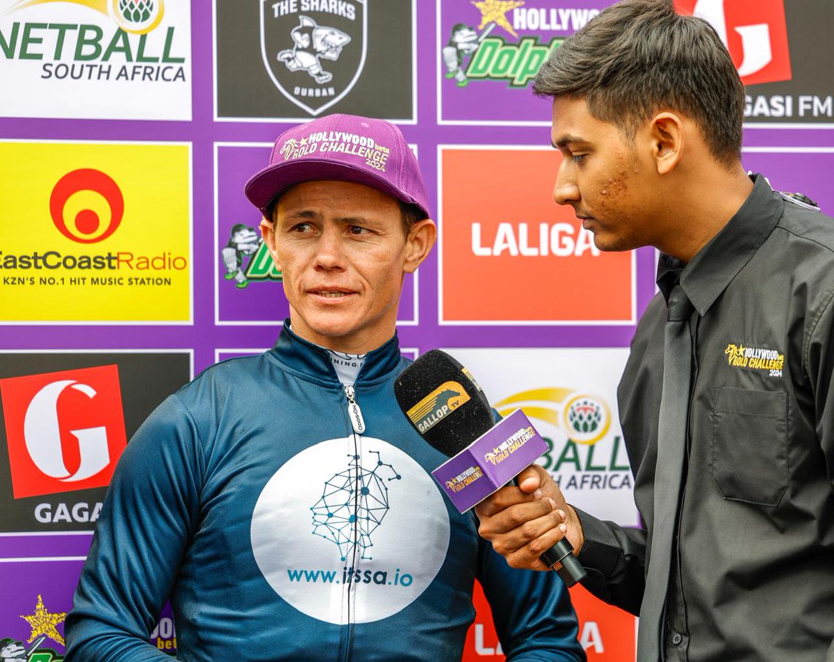 Richard Fourie edges closer to breaking that all-important record with a cruising win aboard WHISTLE THE TUNE for the Glen Kotzen yard in the Hollywoodbets Super League Devon Air Stakes 🙌🐎

Race 3 Result: 3-10-2-6