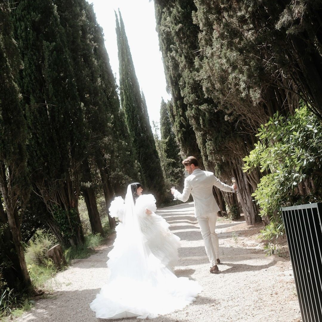 scandipop's tweet photo. Ulrikke got married yesterday! 💍💖 https://t.co/SJVrLJ8SgM