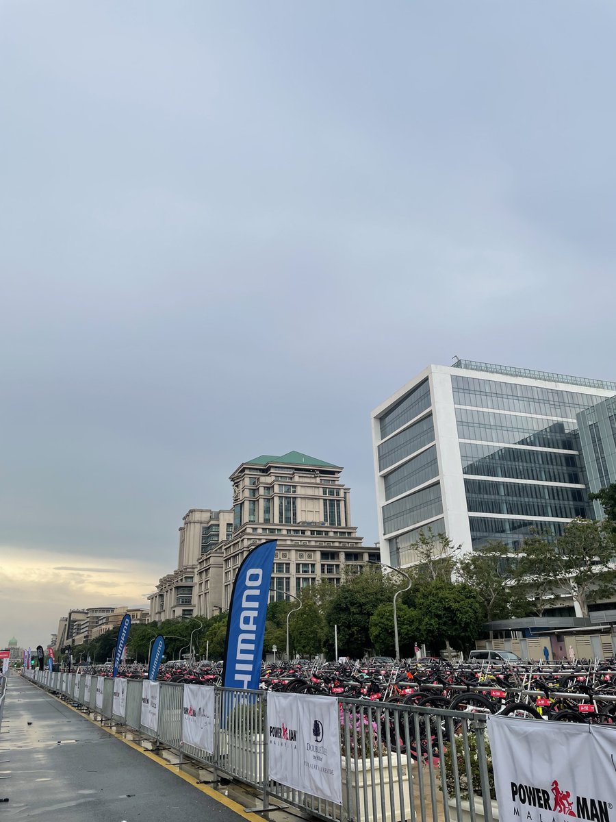 frqazhahßn tweet media