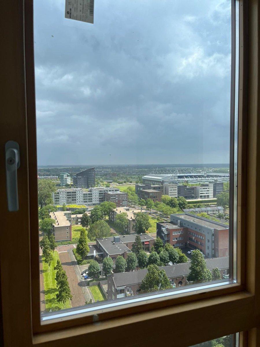 Arjendg's tweet photo. De perfecte woonlocatie voor de Heerenveen supporter. #scheerenveen #heerenveen https://t.co/wnEjqW9i0m