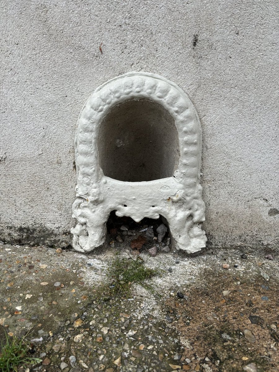 theDuncanMackay's tweet image. The boot scrapers of Holt.
#BootScraperSaturday