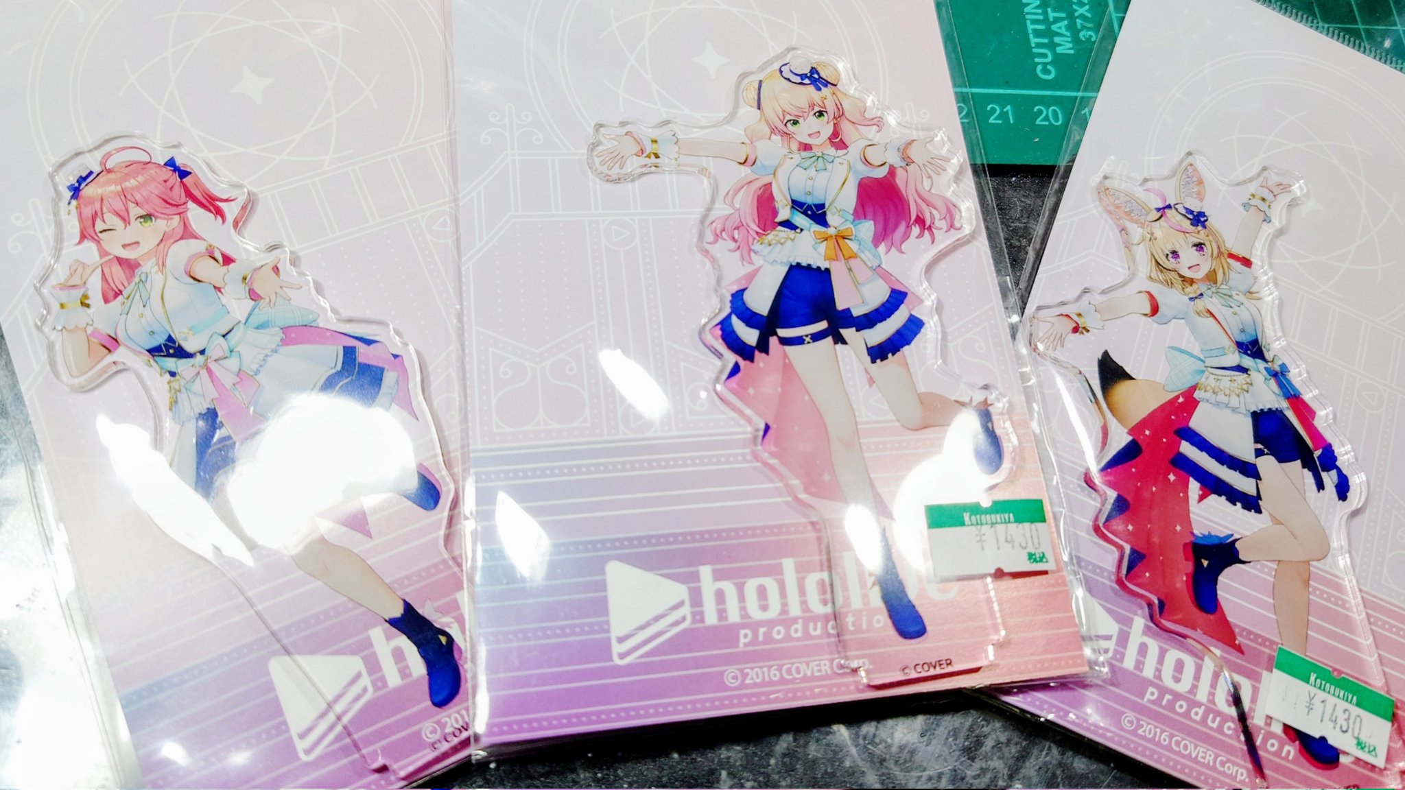 ホロライブ 湊あくあ アクリルスタンド ノンストップストーリー