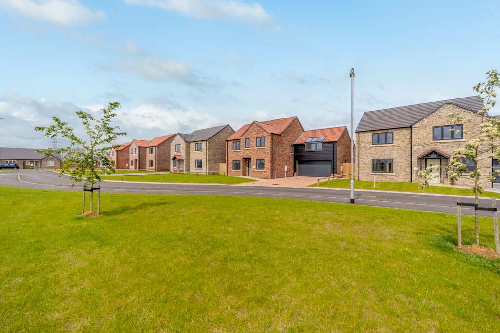 Pygott & Crone tweet media