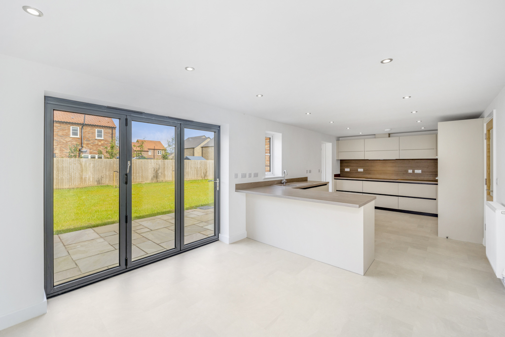 Pygott & Crone tweet media