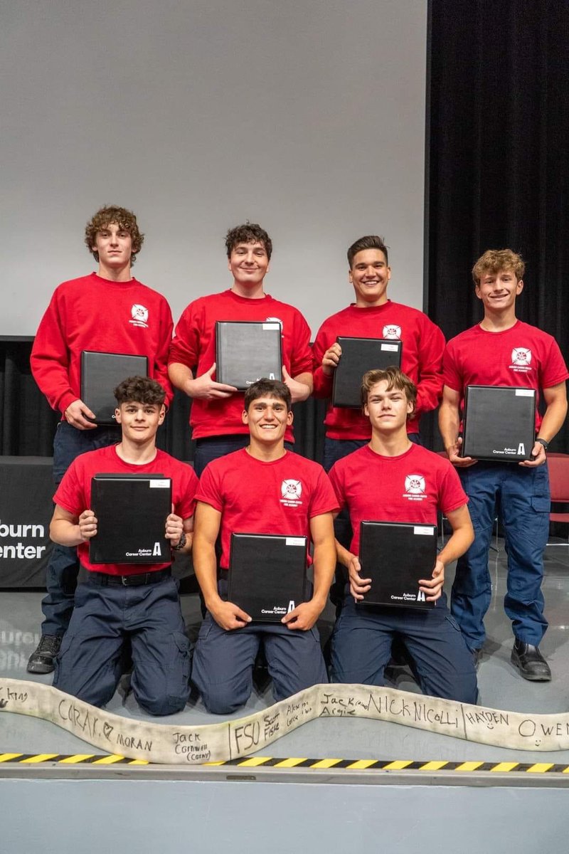 Deanna_Elsing's tweet photo. Congratulations are in order for our Fire/EMS graduates through the Excel TECC/ Auburn partnership @ExcelTECC @Mayfield_HS https://t.co/rPWDfLYeon