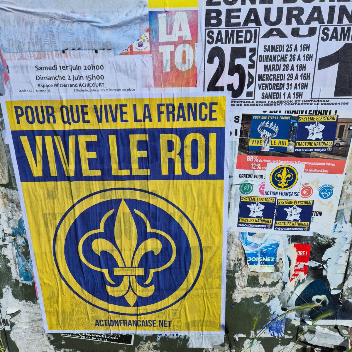 AF_Arras's tweet photo. 🇫🇷 Dernière ligne droite pour les Européennes, faites les bons choix pour ce Dimanche, votez pour les partis souverainistes.

#actionfrancaise #campagne #européenne #election #arras #boitage #collage https://t.co/r7BOtYaczj