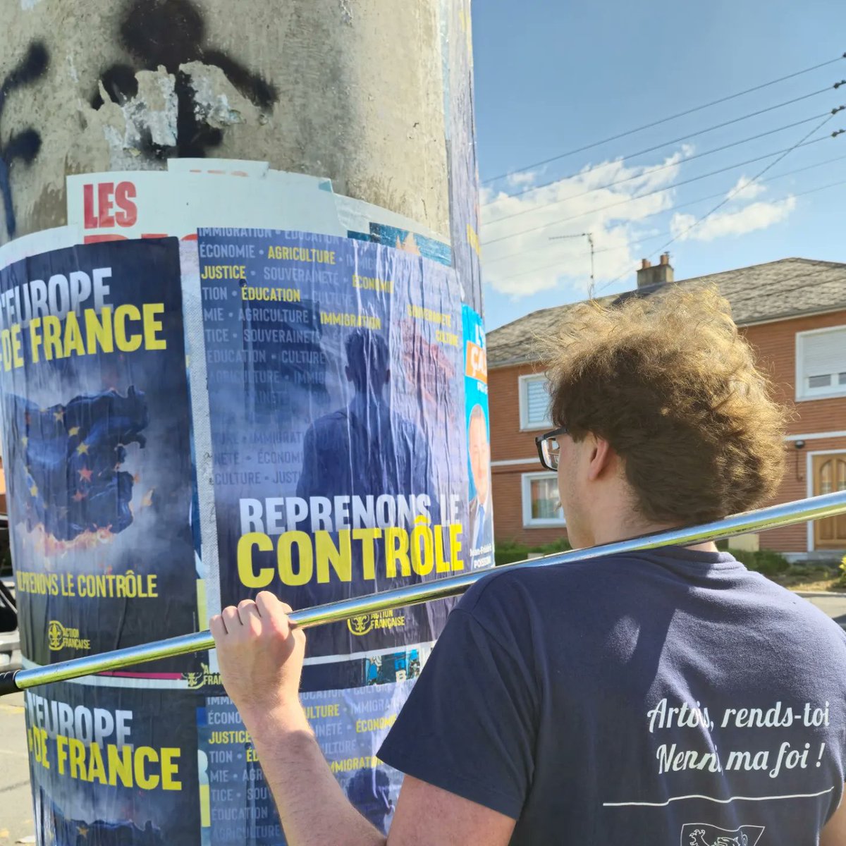 AF_Arras's tweet photo. 🇫🇷 Dernière ligne droite pour les Européennes, faites les bons choix pour ce Dimanche, votez pour les partis souverainistes.

#actionfrancaise #campagne #européenne #election #arras #boitage #collage https://t.co/r7BOtYaczj