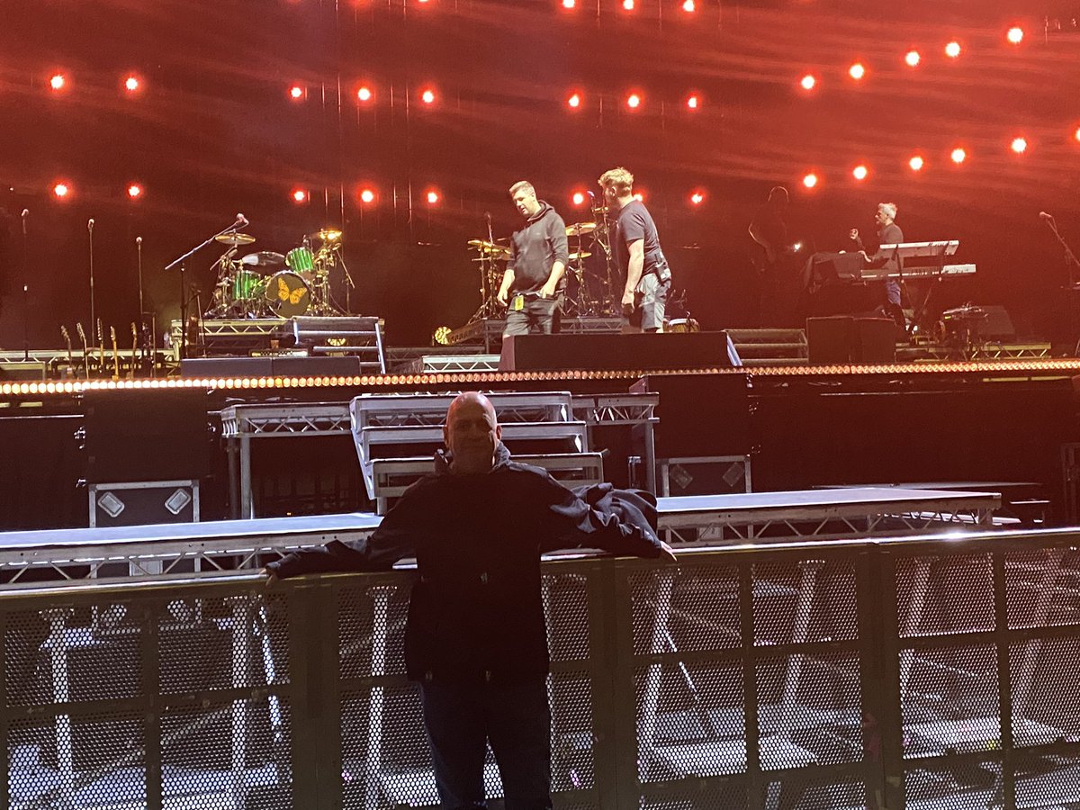 Anton251070's tweet image. What a fantastic day/night @wearejames exception value for money #SJMVIP