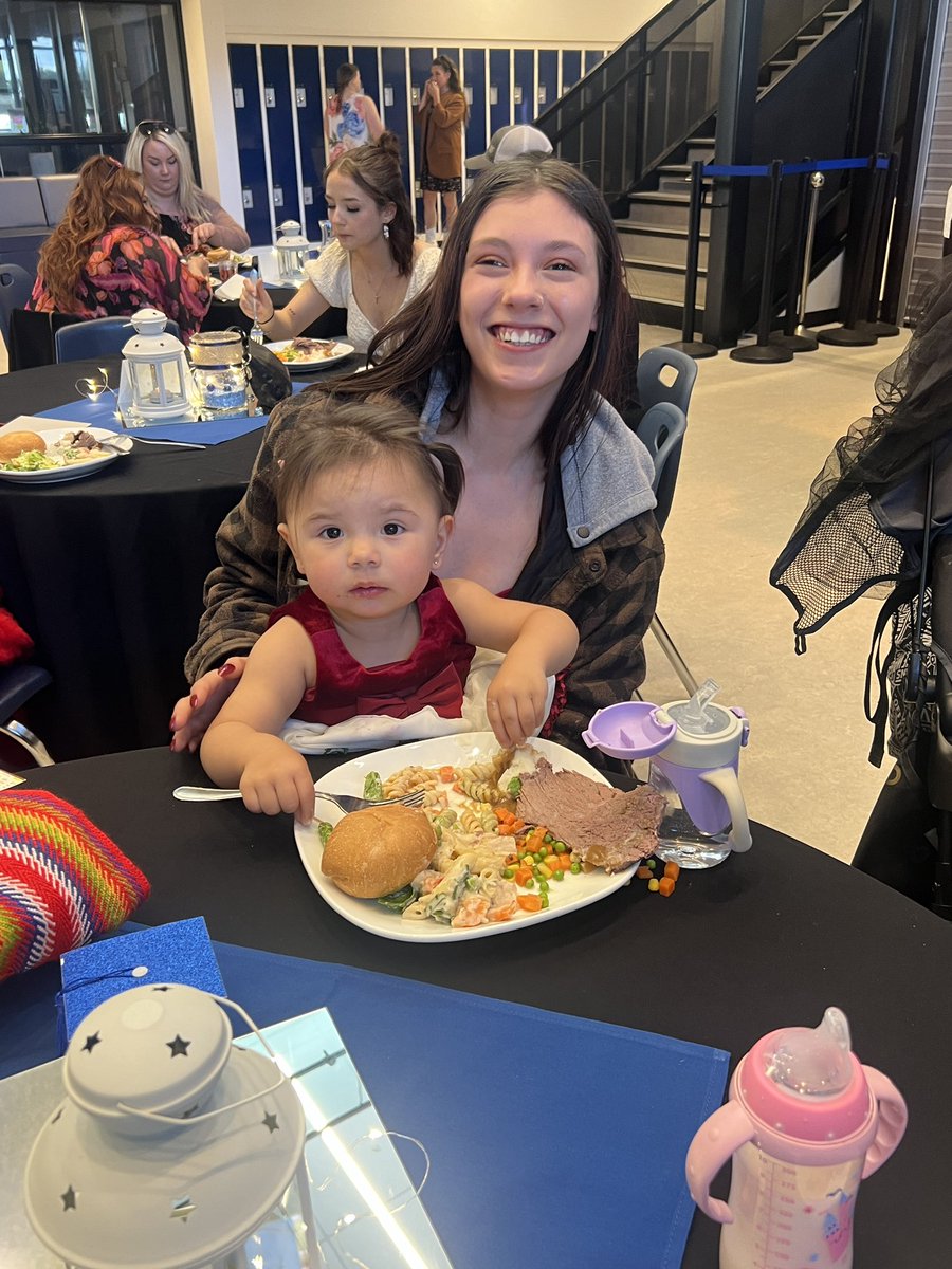 school_outreach's tweet photo. Amy Watson, our Indigenous Liaison,  ( shown here with our amazing. Tasha) presented Bella and her daughter with a Métis sash.  ( and a mini one ❤️). The pride and excitement these kids felt was heart warming. https://t.co/vzPNDsg266