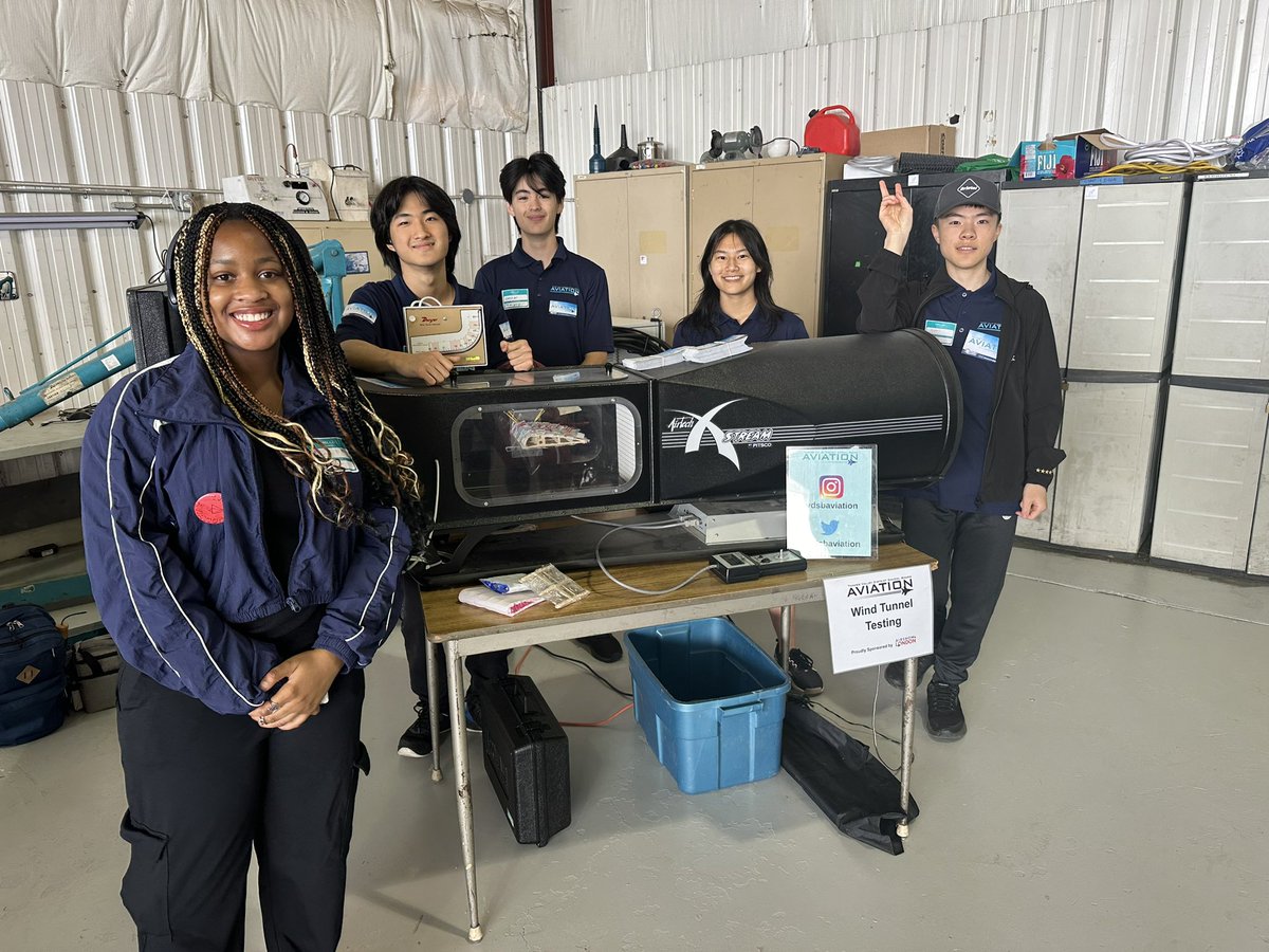 “This is the best Girls in Aviation Day. It’s great to see so many students as leaders” military team. <a href="/tvdsbaviation/">TVDSB Aviation School</a> <a href="/tvdsb/">Thames Valley DSB</a> <a href="/SHSM_TVDSB/">@SHSM_TVDSB</a> High school students were empowered as leaders to co-host 500+ elementary Gr6-8 with college, university, industry. <a href="/flyyxu/">London International Airport</a>  <a href="/skillsontario/">Skills Ontario</a>