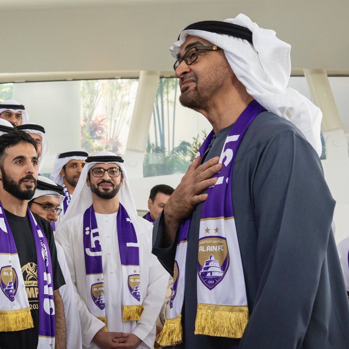 mnbralainfc's tweet photo. مبسوط الريس 💜 https://t.co/iO8IkLOyTA