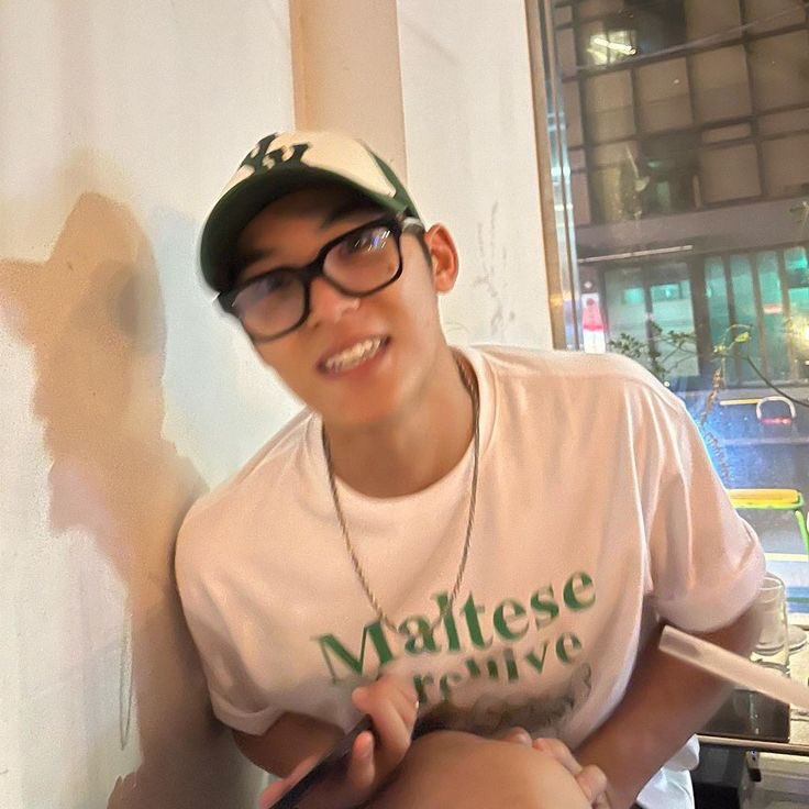 GYU. (@ofsmingyu) on Twitter photo 