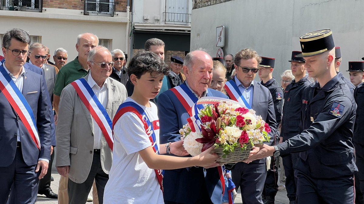 Yves Révillon tweet media