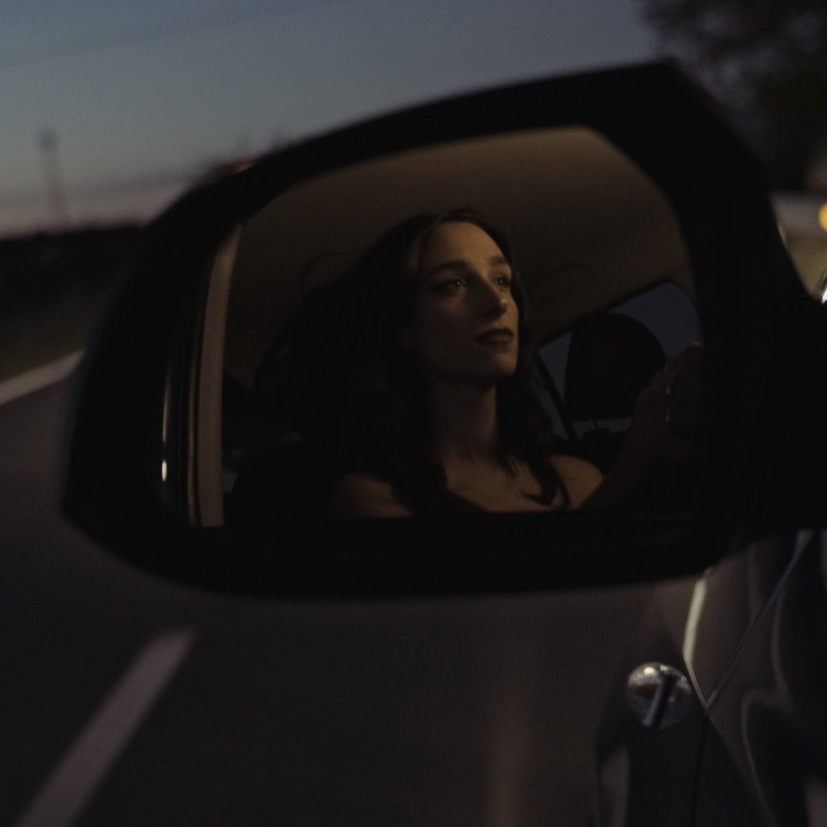 Hablamos de la artista <a href="/conszzzzzzz/">conszzzzzzz</a> y su single 'Amores Perros' absolutealternativemusic.blogspot.com/2024/06/conszz…