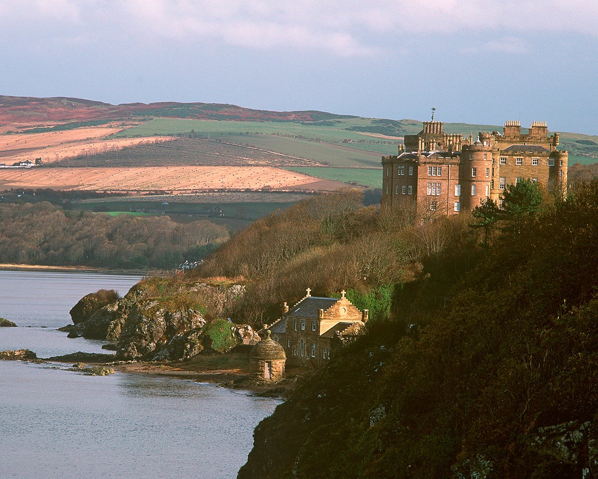 Culzean Castle is a must-see on your SWC300 trip. It was designed by renowned architect Robert Adam in 18th century for one of Scotland's oldest clans, the Kennedy family. 

📌Culzean Castle, South Ayrshire 
📷VisitScotland / Paul Tomkins 
#LoveDandG #ScotlandStartsHere #SWC300