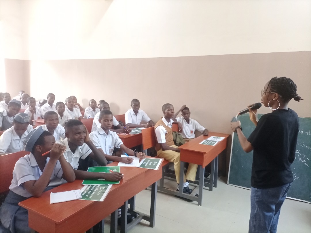 nascentnaija's tweet photo. 🌿 Excited to share highlights from our workshop yesterday facilitated in partnership w/@GECC_Initiative for secondary schools in Awka, to mark the World Environment Day!
💪🏾Support our efforts to get every young person #climateready
#nascentnaija
#EcoEvolution
#volunteers https://t.co/rvpjoTZApM