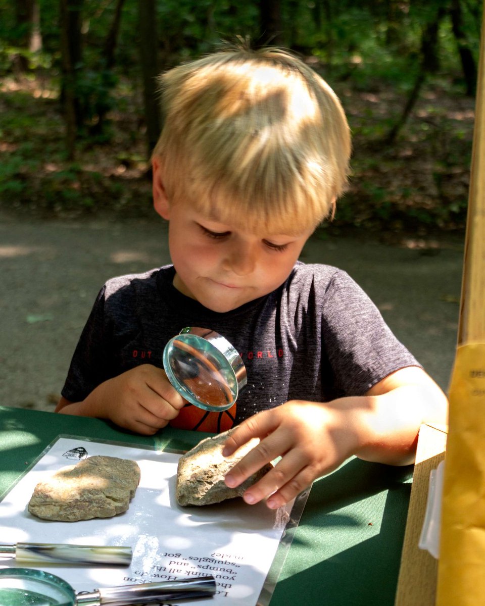 CVNPNPS's tweet photo. Kids ages 4-12, take our summer Junior Ranger Challenges! These drop-in programs run Tuesdays to Fridays, 10 am-2 pm, from June 11 to August 17. Complete four challenges to earn a prize. For details, visit https://t.co/Z8rca876jy. 

#GreatOutdoorsMonth

Photo: NPS/ Elena De Marco https://t.co/fJ0Hgt0S32