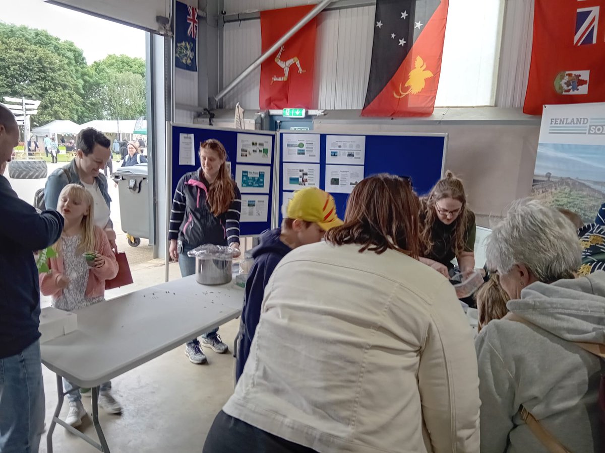 FenlandSoil's tweet photo. We've just delivered our first edible soil demo at #OpenFarmWeekend at Park Farm Thorney!

We're learning all about soil formation by building edible profiles. Come see us today or tomorrow 10-4, PE6 OTF

@mhssly @lucysly_ https://t.co/5WKEE6RBZw