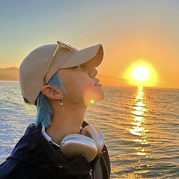 _haofolder_'s tweet photo. This genre of minghao ☀️ https://t.co/zkVBYZvB8J