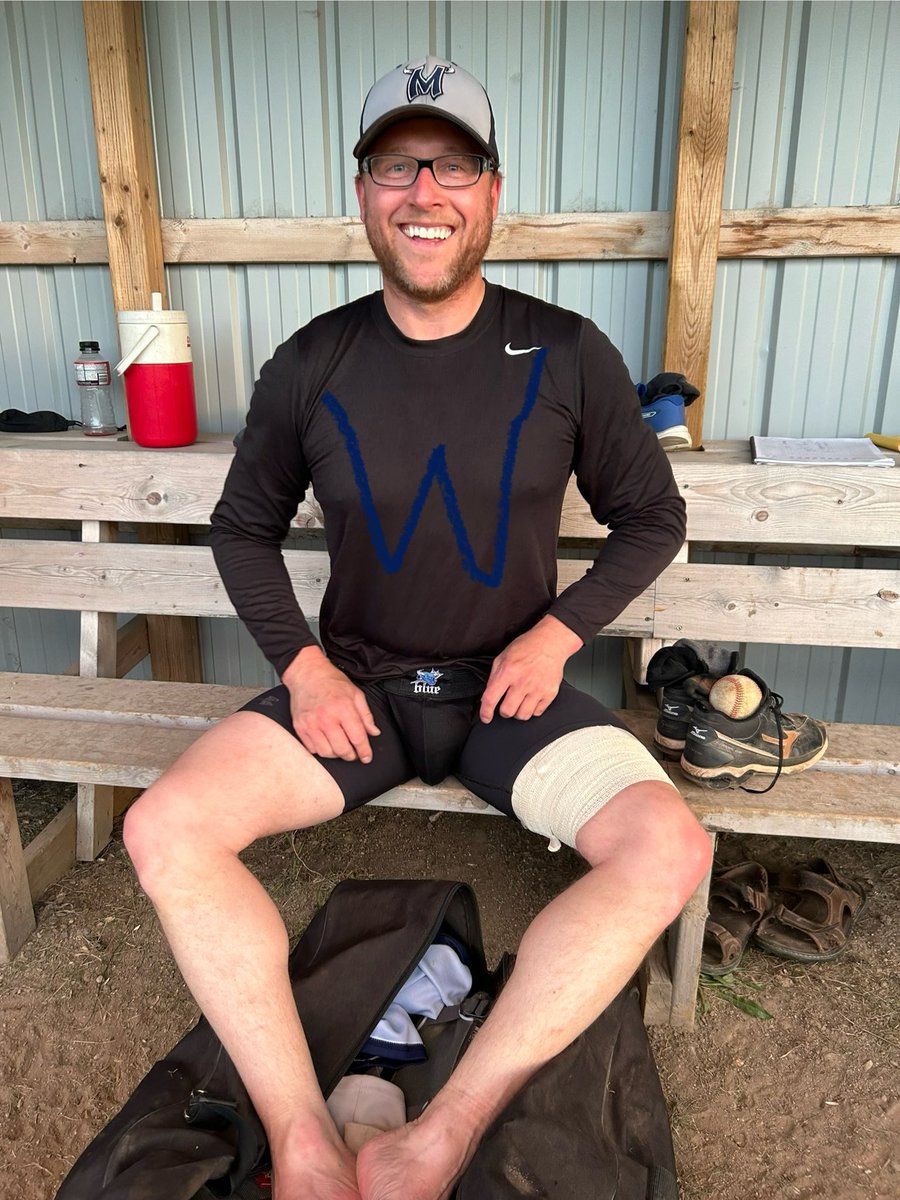 Found a W in Carberry! Devo goes deep and tosses a CG. Boys didn’t do quite so well at the casino. #goldclub