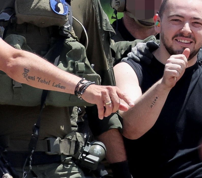 sagi_a8's tweet image. רני יהל ולהב, אבא לא סתם התחמק מללכת איתכם לג׳ימבורי בשבת, באמת היה לו משהו חשוב לעשות.