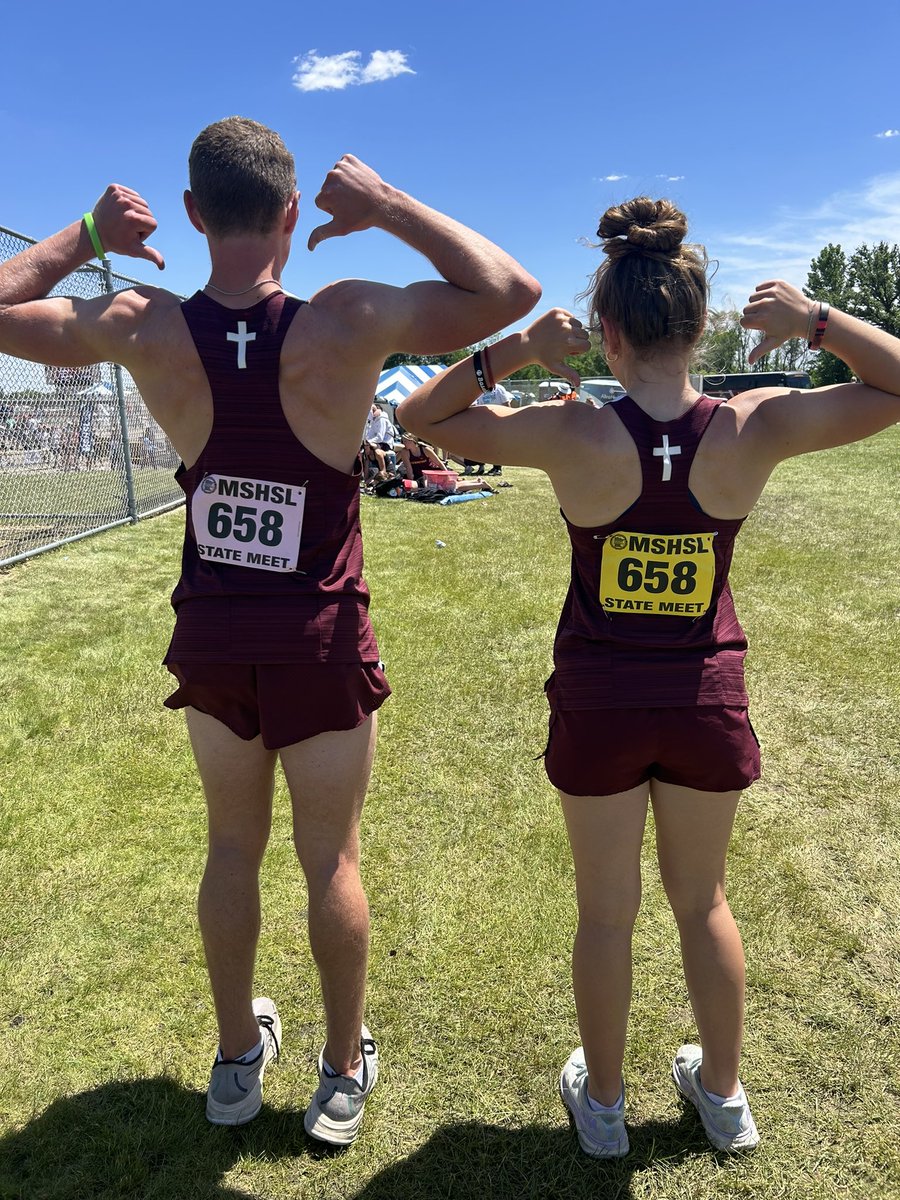 swchstrack's tweet image. STATE FINALS at STMA today for the Wercinski Twins. Kaitlyn runs at 11:57 in the 300 Hurdles and Wyatt runs at 12:16 in the 800. #RunWithPerseverance

@swchssports