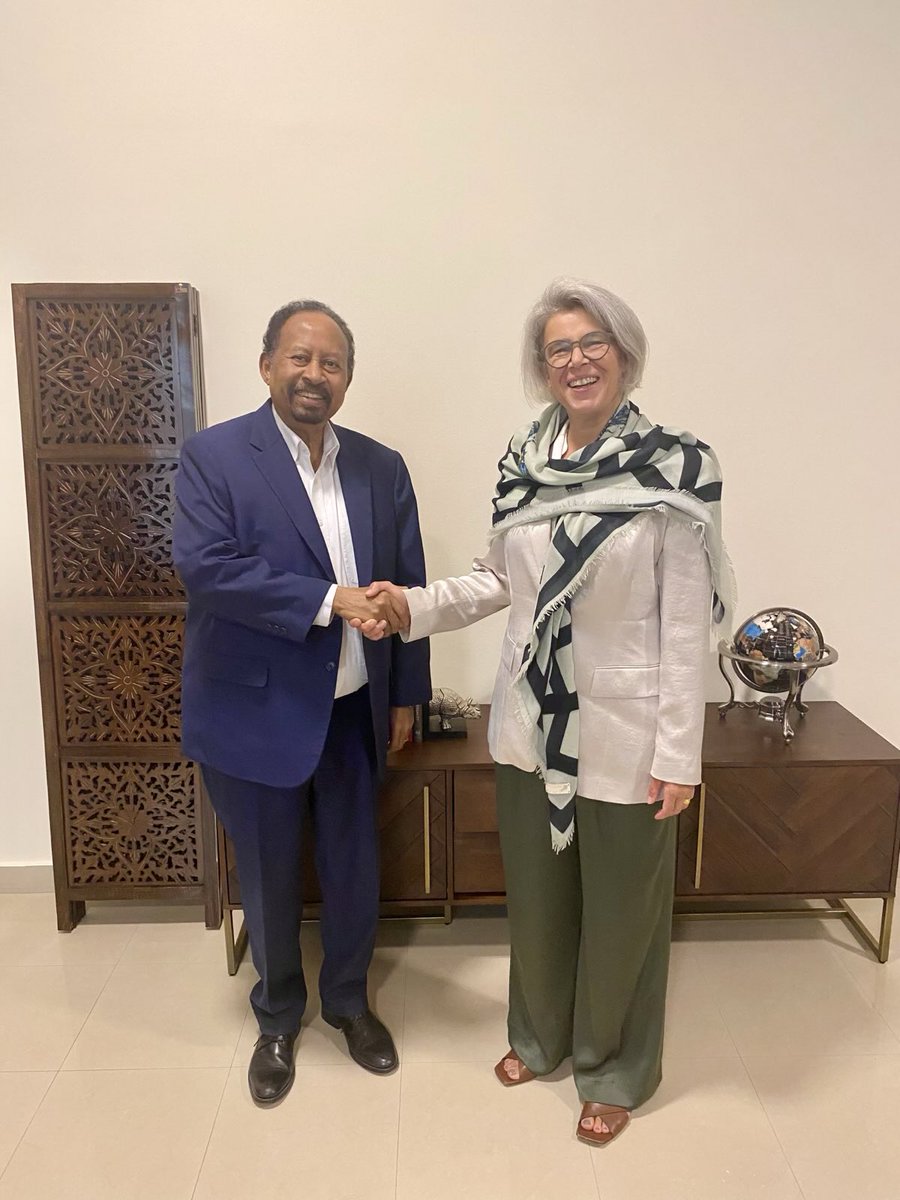 Congratulated <a href="/SudanPMHamdok/">Abdalla Hamdok</a> in person for the successful convention of Taqaddum and discussed the way forward on Sudan🇸🇩