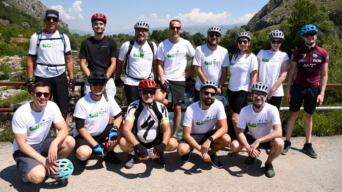 MZakonjsek's tweet photo. #GreenMobilitySummit goes on wheels. Train 🚆 ride Sarajevo to Mostar and then hop on bikes 🚲 to Čapljina on beautiful Ćiro Trail.
Putting Community in Transport Community!
Thanks to @OpenSocietyWB and @rccint and @zeljeznicefbih ! https://t.co/ZGDV02SVFa