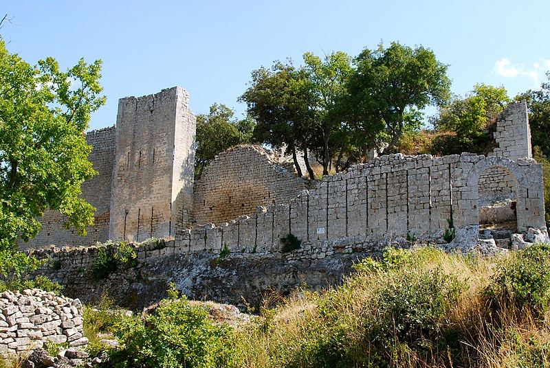 MonumentumFr's tweet photo. Fort (vestiges du) à #Buoux (#Vaucluse) Fort (vestiges du) (cad. B1 85, 86) : classement par arrêté du 16 décembre 1986.
Suite 👉 https://t.co/EG6niIZYV4
#Patrimoine #MonumentHistorique https://t.co/6sQmWthPA7