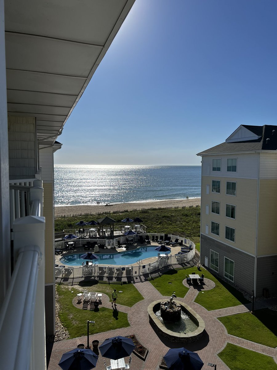 I haven’t been on here in a while. Been off the bird app living life 🙏🏽 

I’m still here, just recharging for more art to come. Educating myself and taking much better care of my physical and mental health nowadays. 

I’ll be back with new art soon my friends.