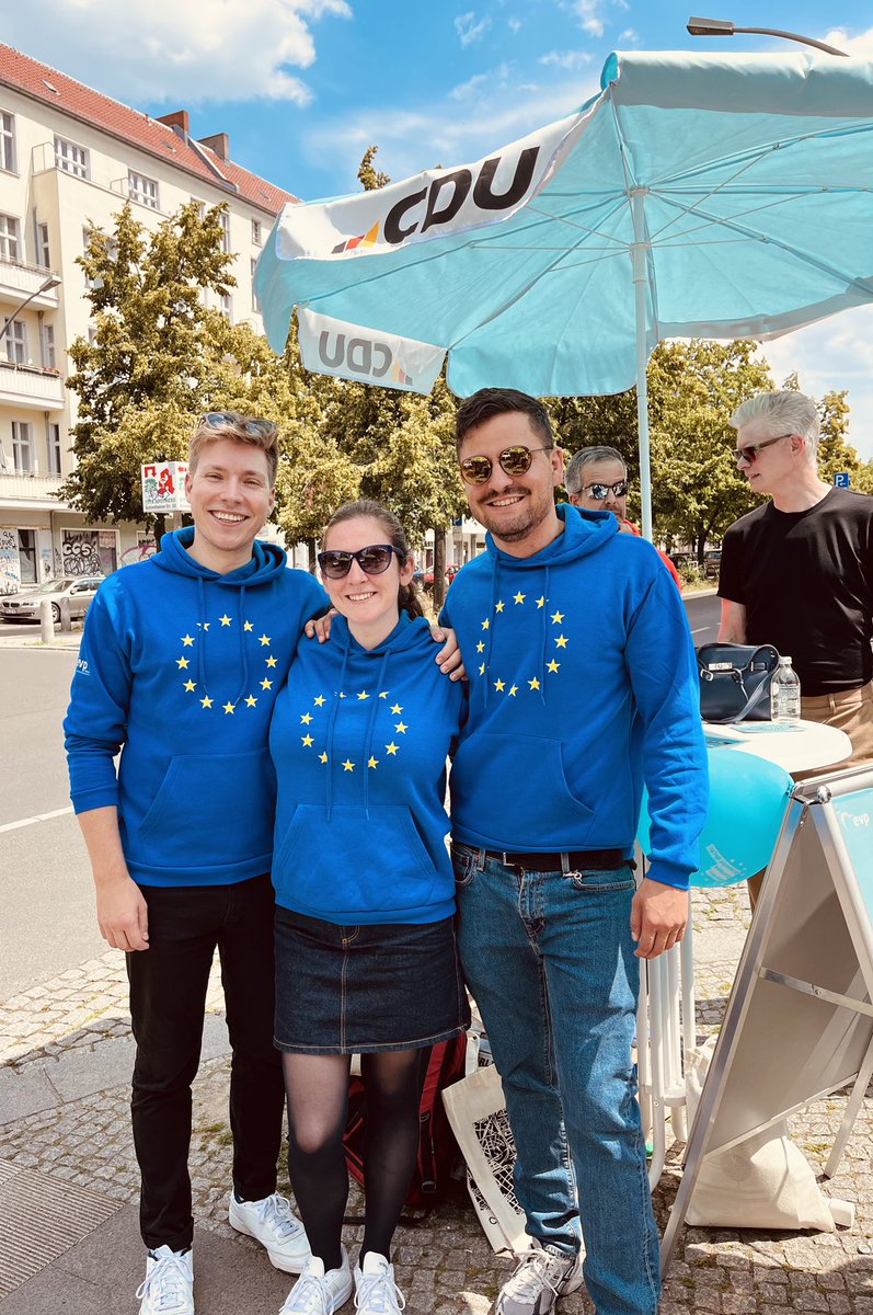 Felix M. Hauffe tweet media