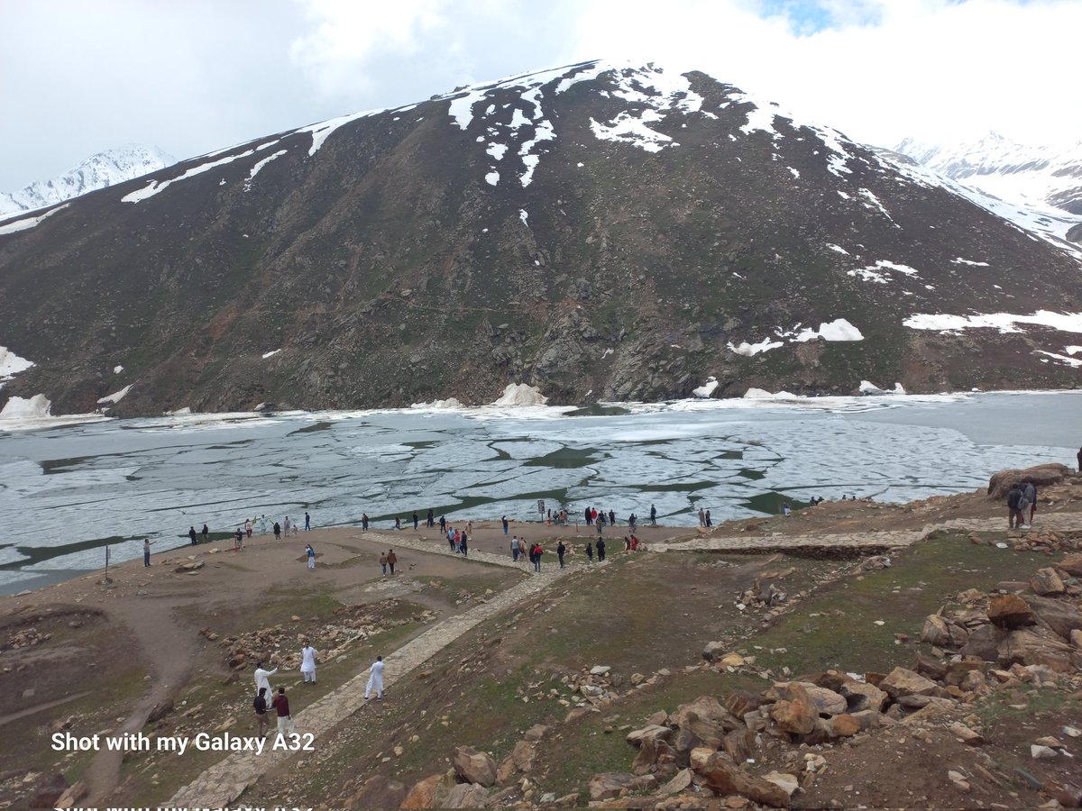 WriterW95695's tweet photo. Lulusar lake , Naran.
#pakistan https://t.co/JH6SNUewJ8