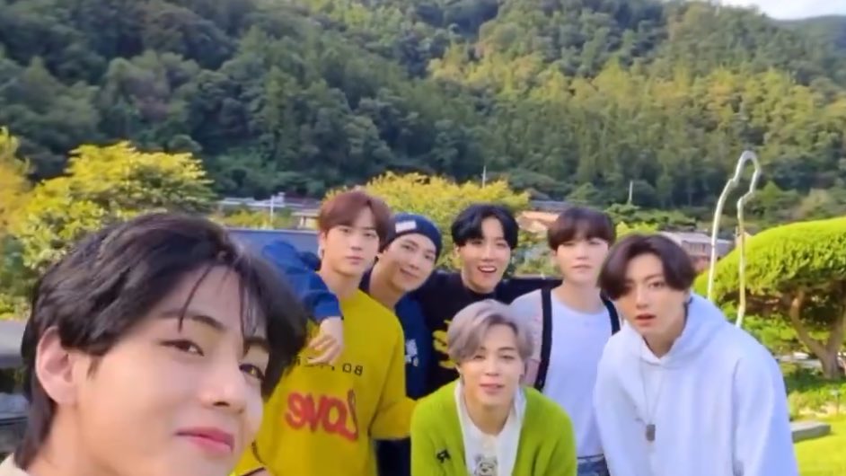 librafolders's tweet image. always and forever.